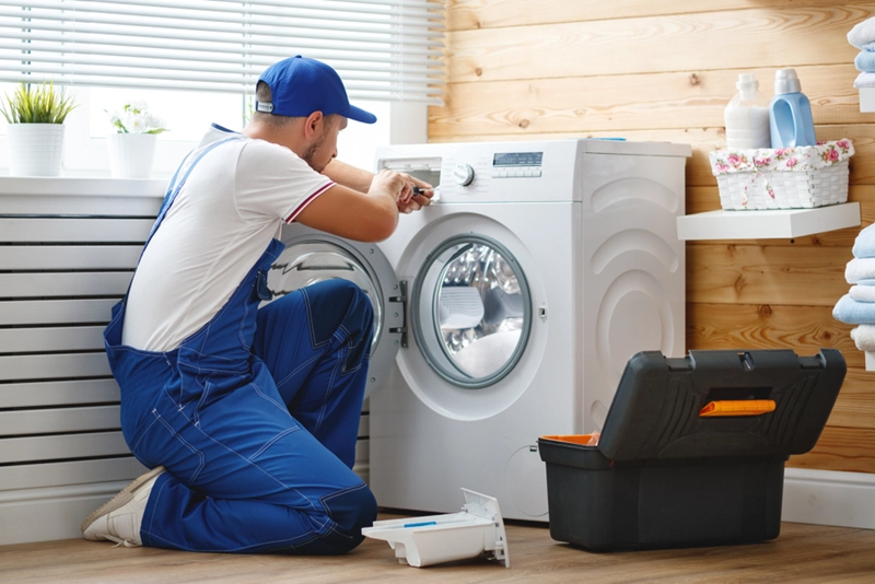 4 Reasons to Hire a Professional Appliance Repair Company
