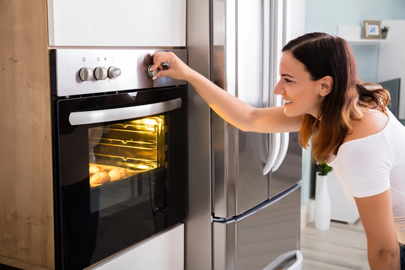 What Size Oven Do I Need? An Oven Buying Guide